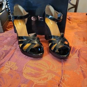 BEBE HIGH HEELS ,SIZE 8, BLACK